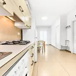 Apartment Sun House - Host Solution Lido di Jesolo