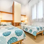 Apartment Sun House - Host Solution *
