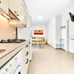 Sun House - Host Solution Lido di Jesolo