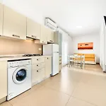 Sun House - Host Solution Apartment