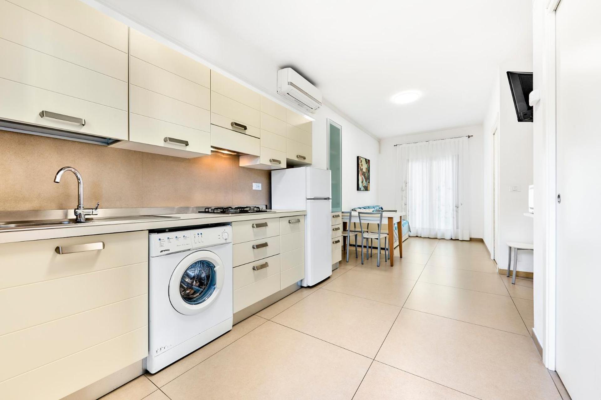 Sun House - Host Solution